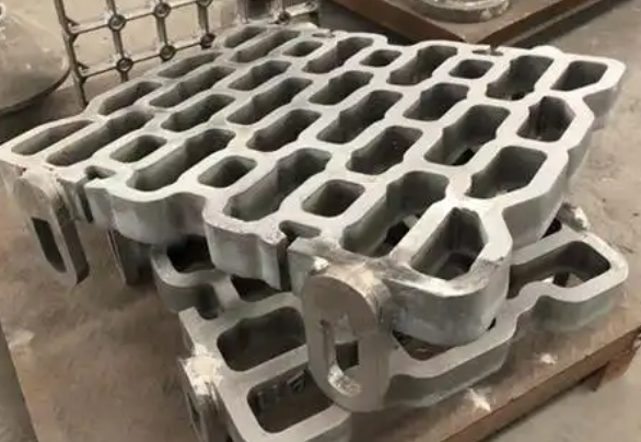 热处理炉底板的保养技巧